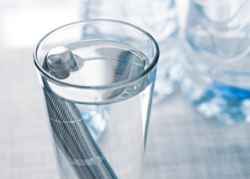 Oczyszczacz alkaliczny ze stalowym filtrem w szklanym sztyfcie do jonizacji